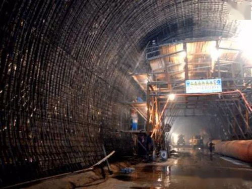 水磨钻施工隧道多少钱一方，隧道二衬施工价格分析